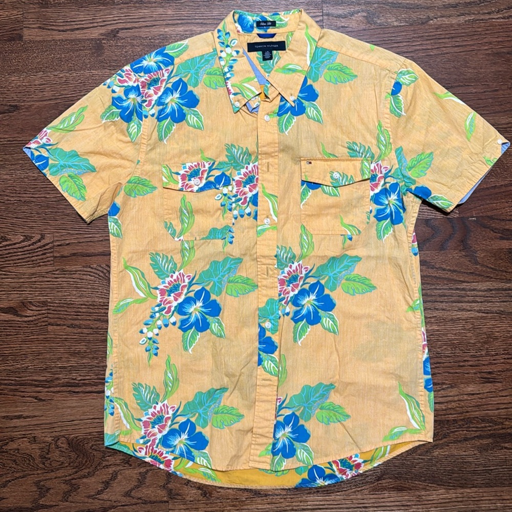 Tommy Hilfiger Slim Fit Buttoned Down Shirt